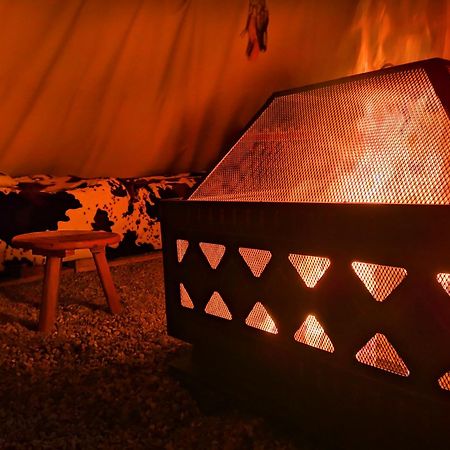 Teepee Camp Lounky Hotel Chodouny Luaran gambar