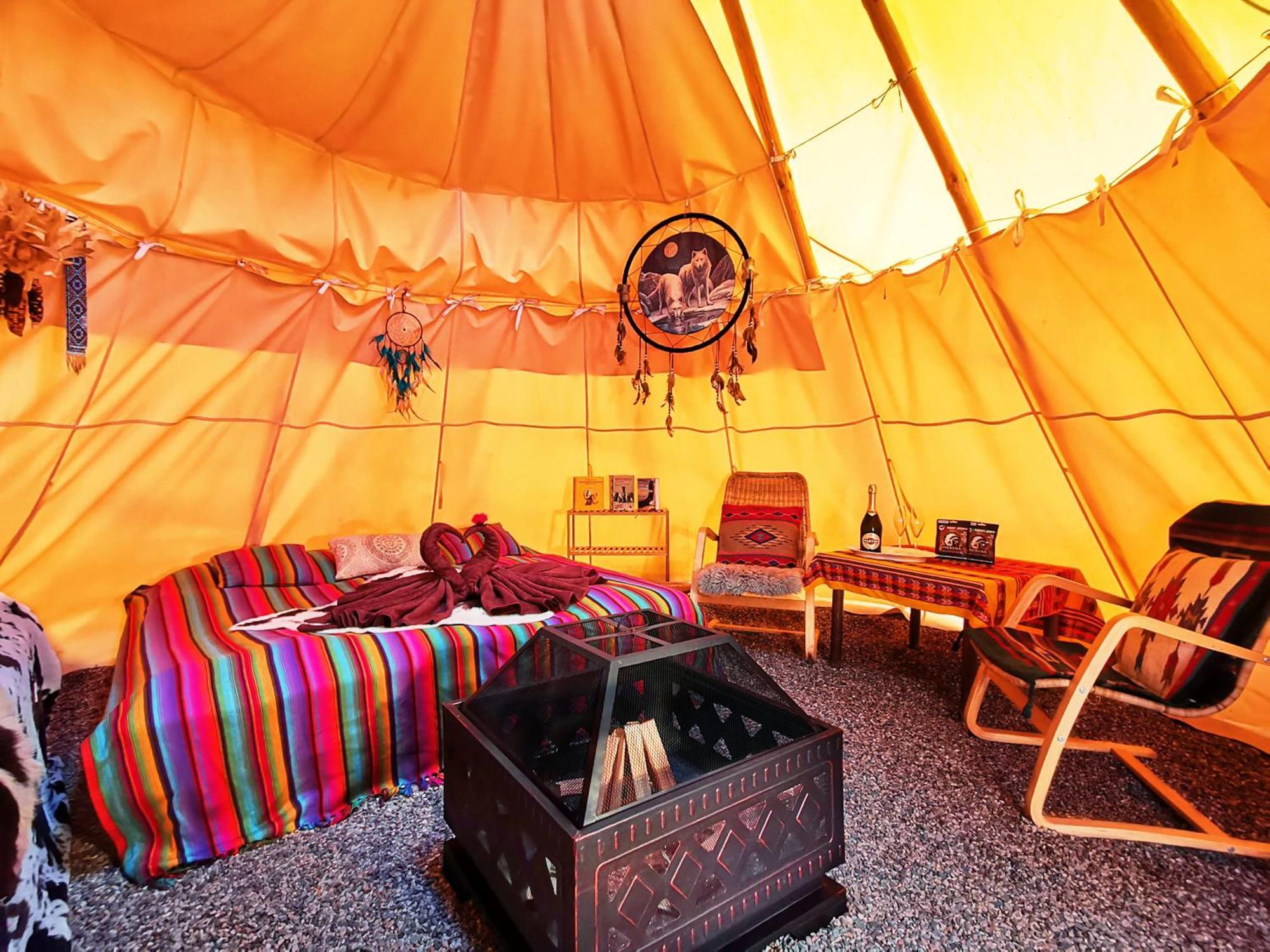 Teepee Camp Lounky Hotel Chodouny Luaran gambar