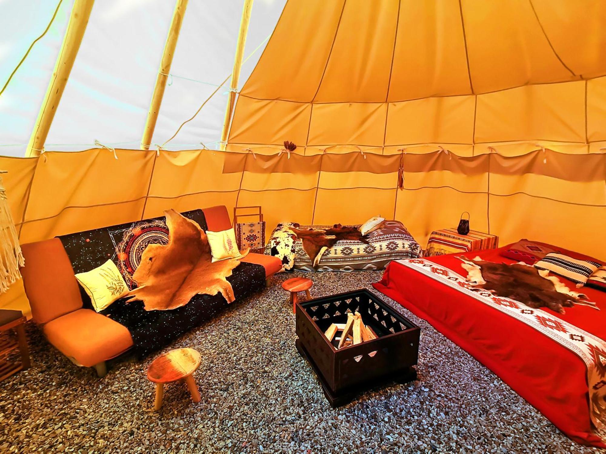 Teepee Camp Lounky Hotel Chodouny Luaran gambar