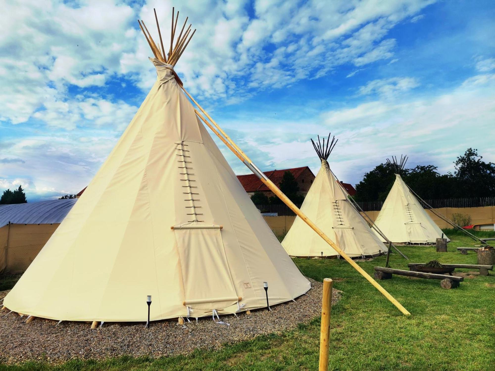 Teepee Camp Lounky Hotel Chodouny Luaran gambar